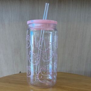 Hello Kitty plastic Tumbler with Straw